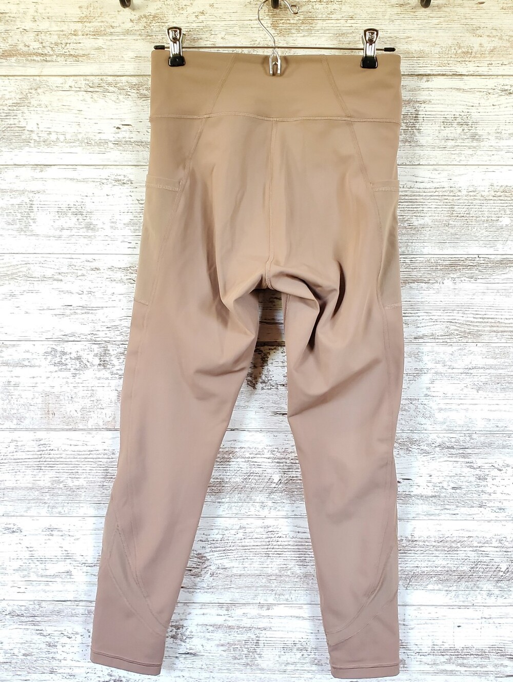 Tek Gear UltraStretch High Waisted Side Pocket Leggings Tan Taupe Mesh - Picture 3 of 11